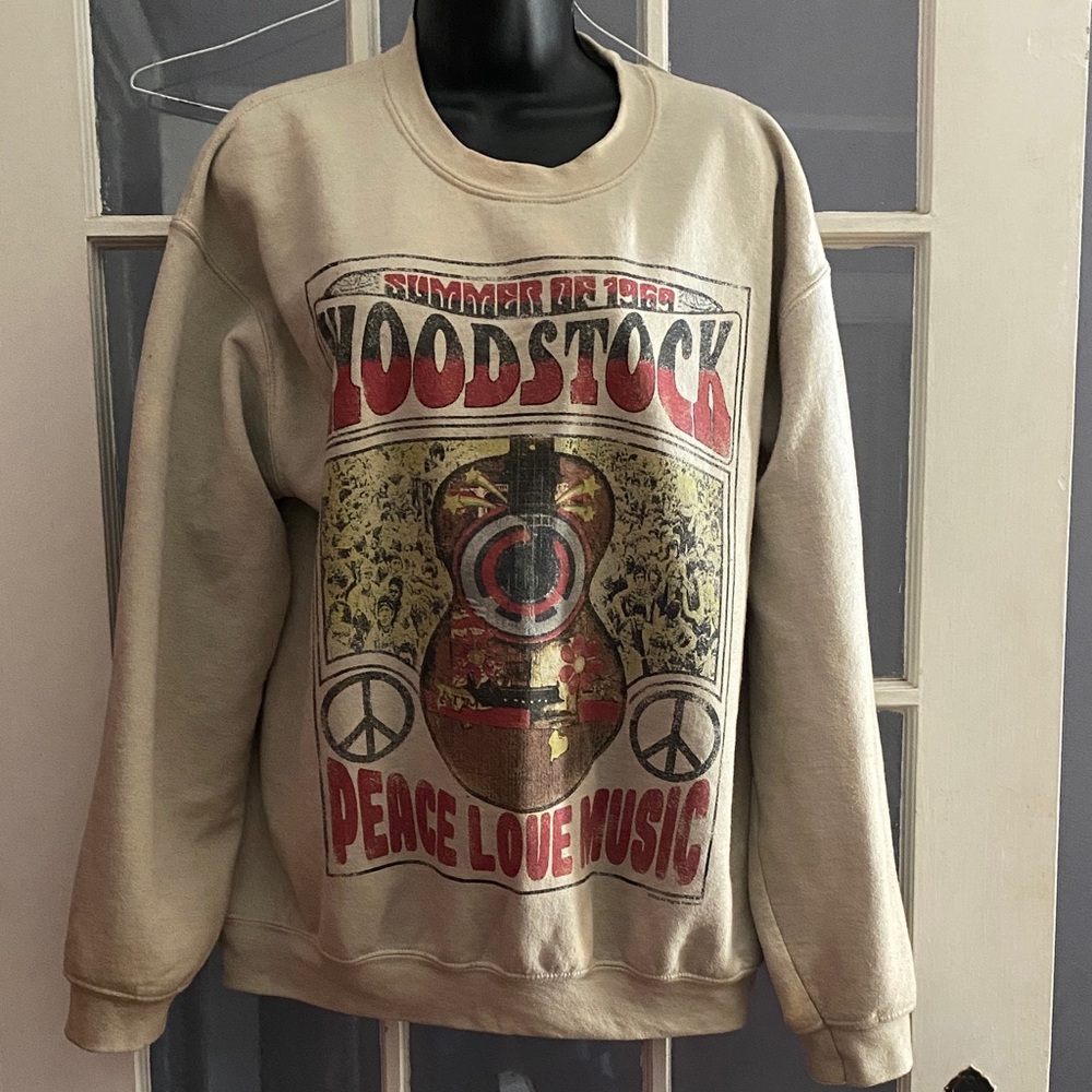 Woodstock 1969 Peace Love Music Crewneck Graphic Sweatshirt Size Medium